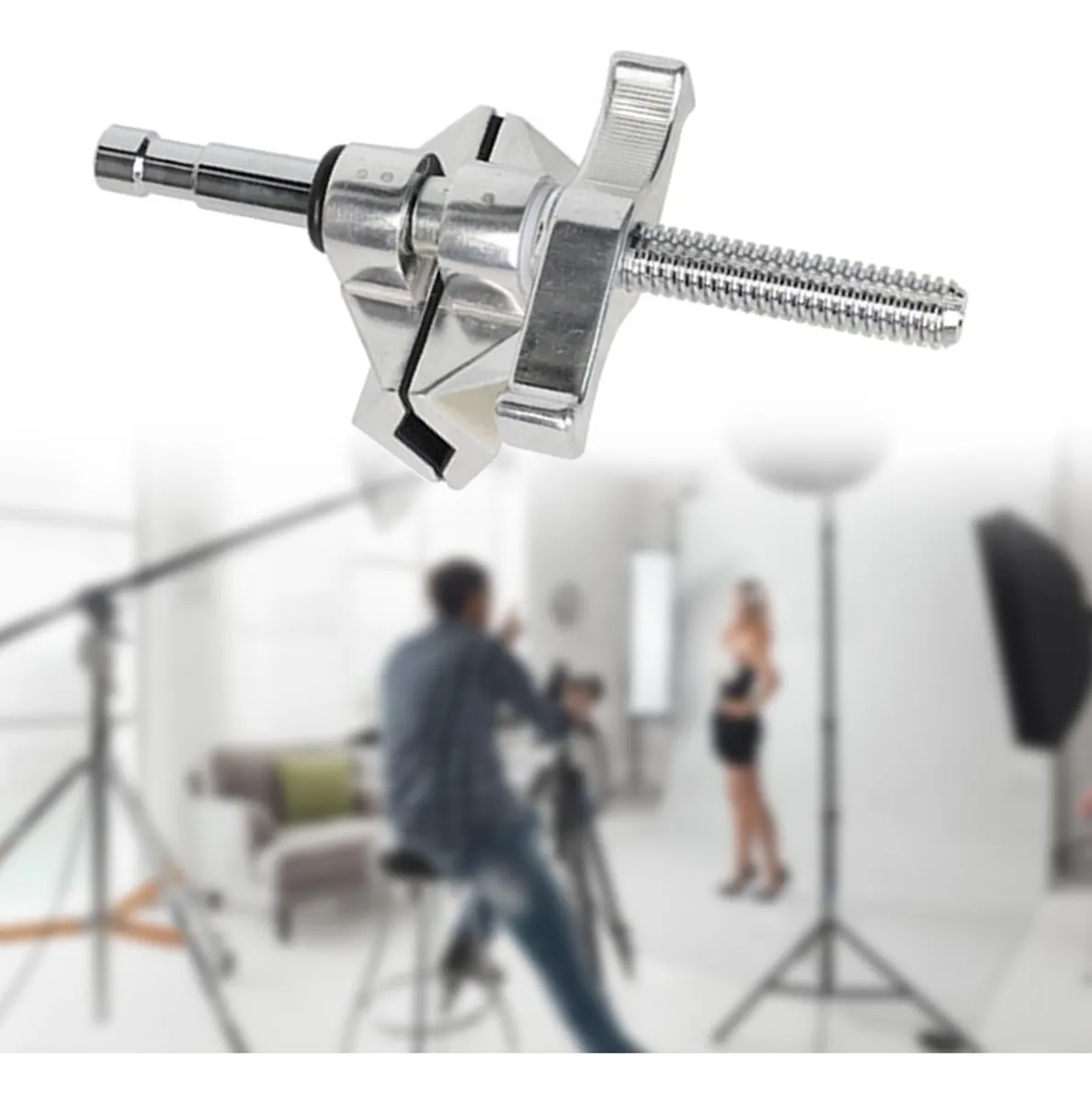 ABRAZADERA DE TORNILLO DE BANCO CON MORZADA DE 6 PULGADAS - Imagen 3